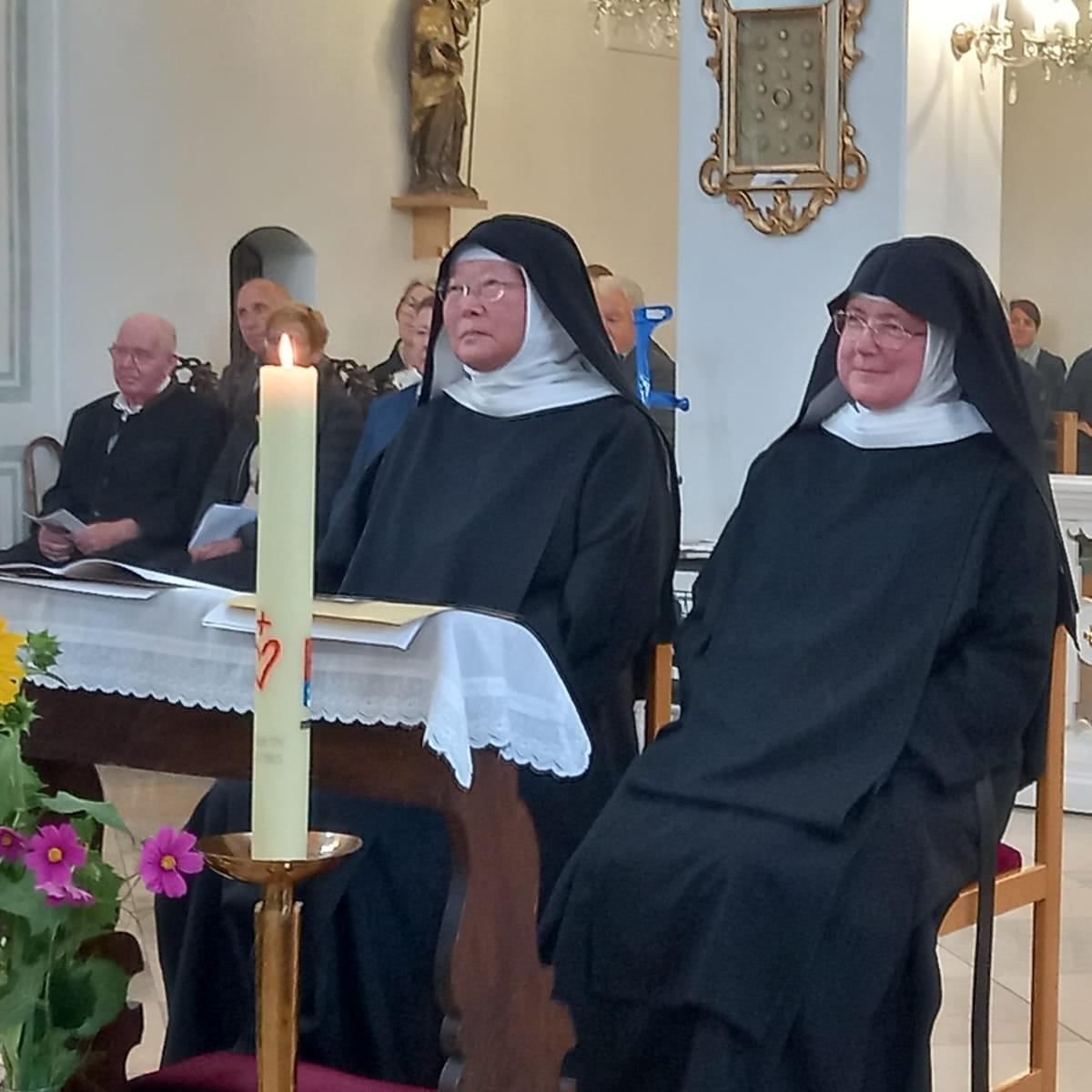 Professjubiläum Sr. M. Bernadette Mayr OSB & Sr. M. Felizitas Kaneko OSB 10